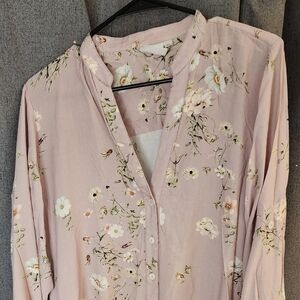 Plum Pretty Sugar Floral Blouse Women’s M/L Pink Button Front Long Sleeve Top